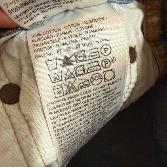 Levi’s 501 Shorts Denim Light Wash Retro Mid Rise 27” - Picture 6 of 9